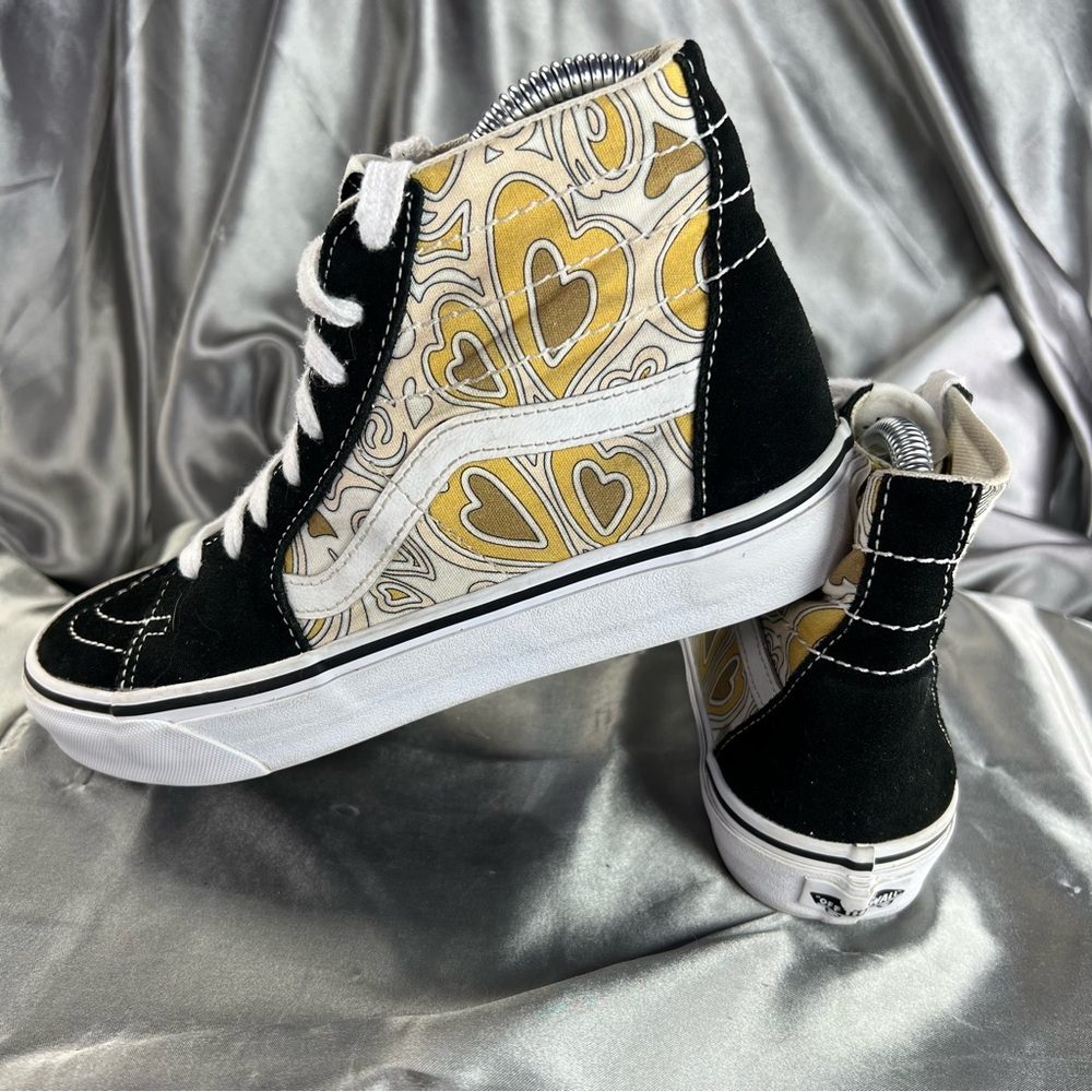 VANS SK8-HI Tapered Trippy Hearts Womens 8 Spring‎ Shoes Beige Black Suede White